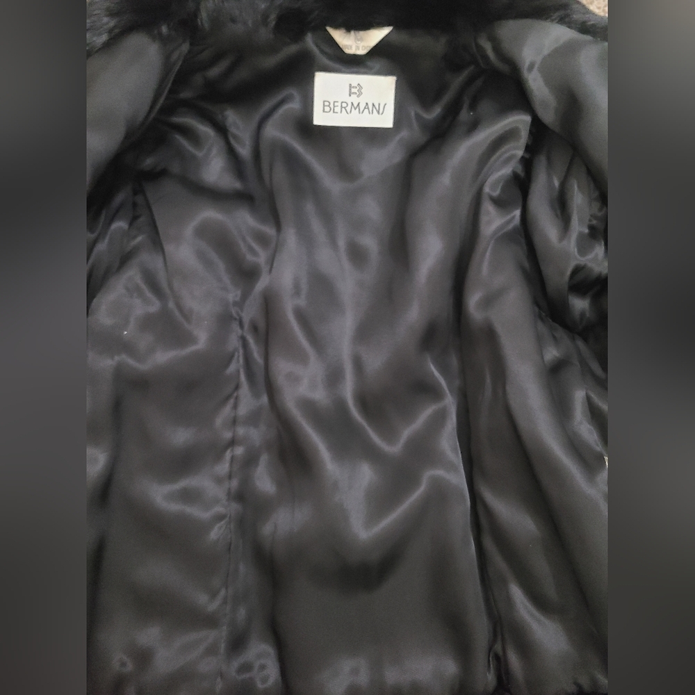 Bermans Black Genuine Rabbit Fur Mobwife Hollywood Glam Structured Coat Jacket - Picture 4 of 5